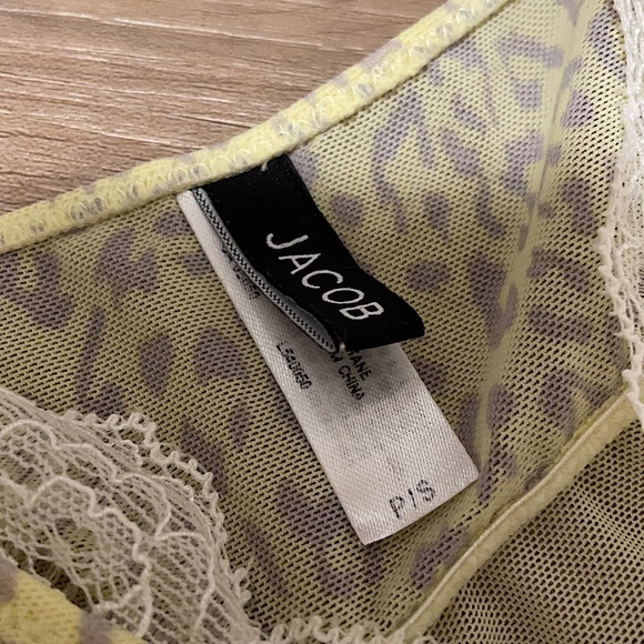 Jacob Flowy Lace Top - Picture 5 of 5